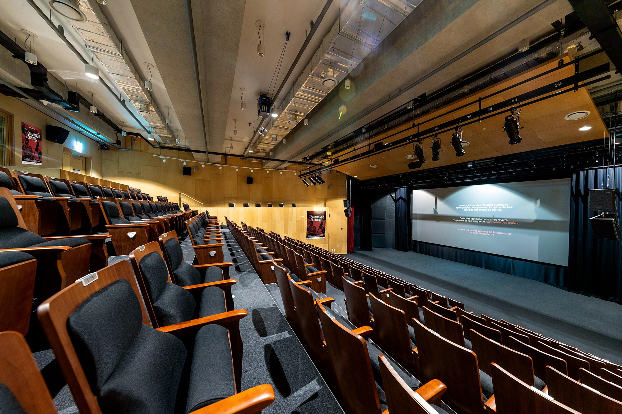 Cinema grande garenne mockup, Le Commando Bernard, long métrage par Florent Andarelli
